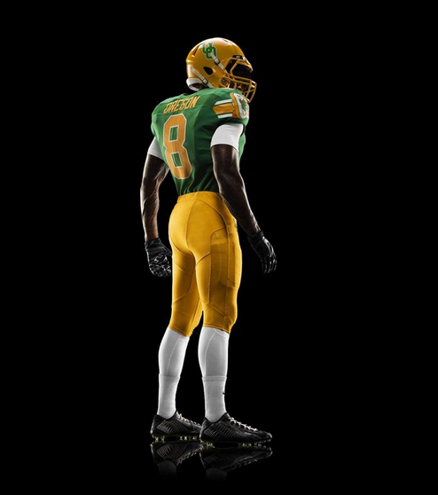 LOOK: Ducks unveil 'Mighty Oregon' throwback jerseys to be worn later this  year - Yahoo Sports