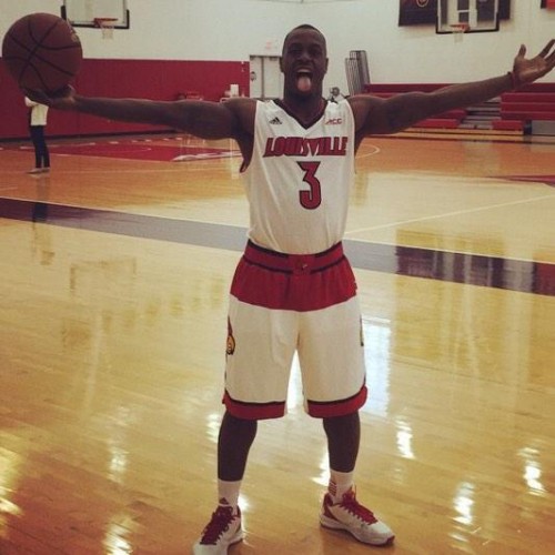 Louisville Debuting New Basketball Uniforms?